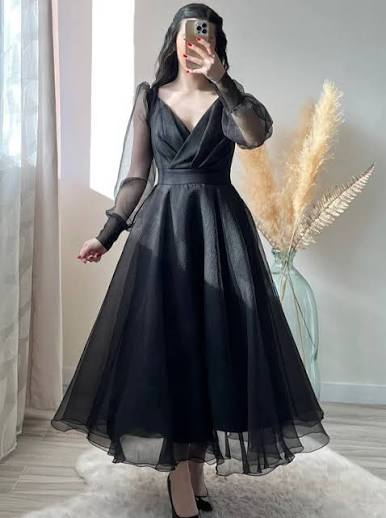 gown