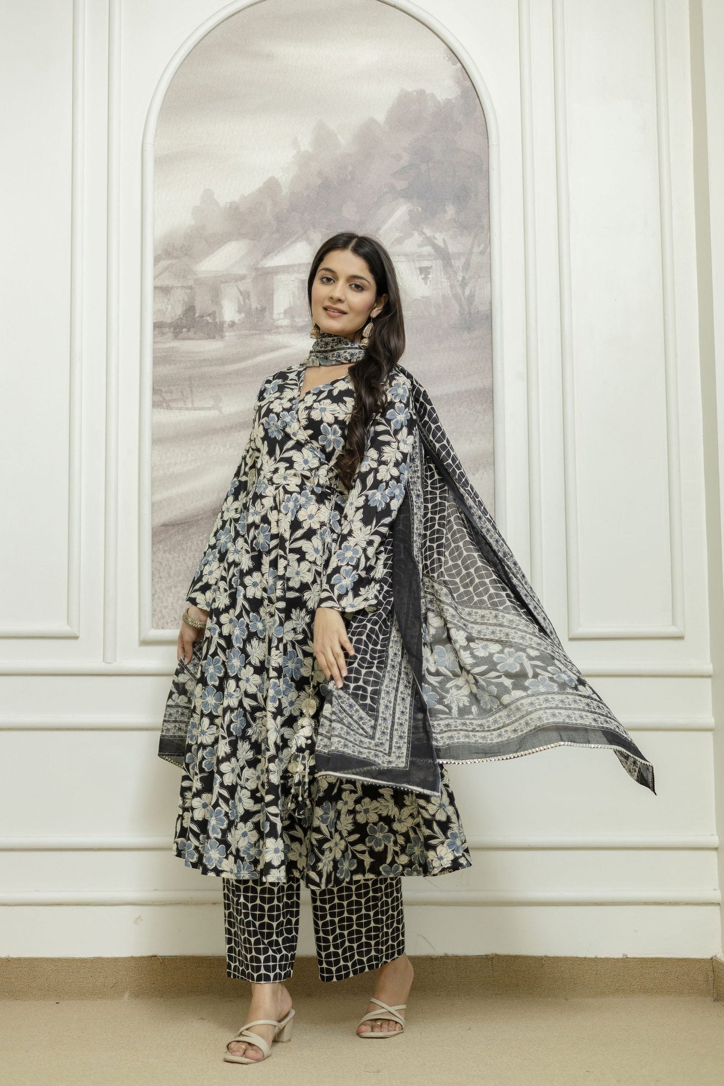 Vibrant Yellow Kurta Set with Geometric Patterns and Matching Dupatta - Vaaki 3