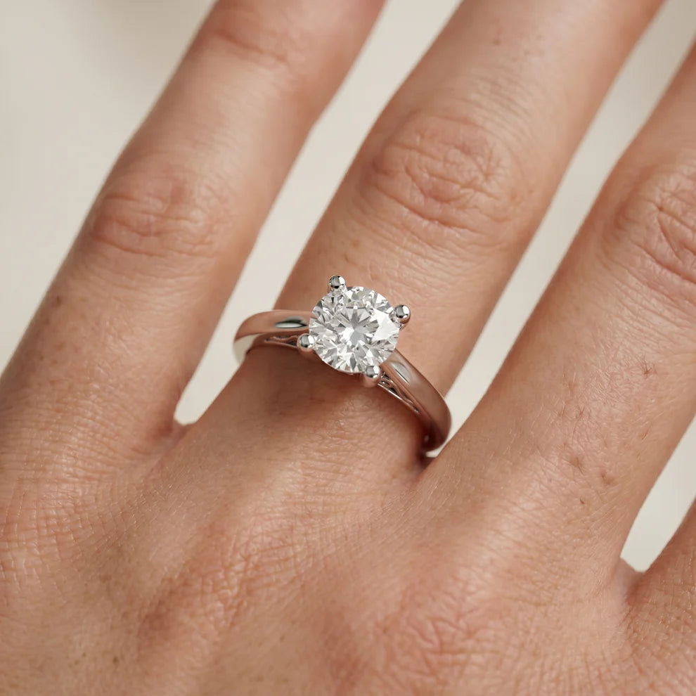 Vintage Round Diamond Engagement Ring in White Gold